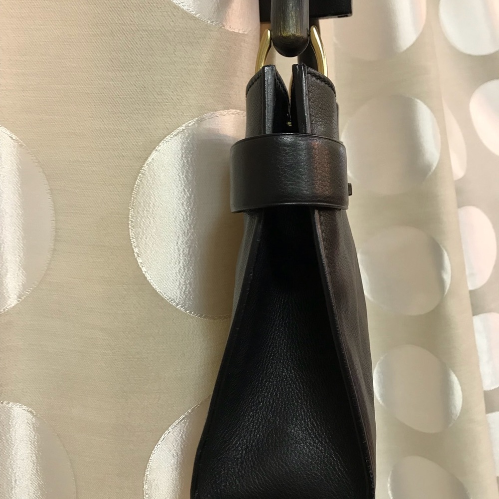 Gucci Leather East West Handbag - Picture 5 of 6
